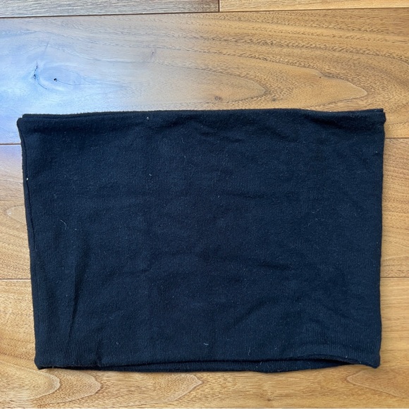 Are You Am I Kiele Tube Top- Black - Picture 2 of 7